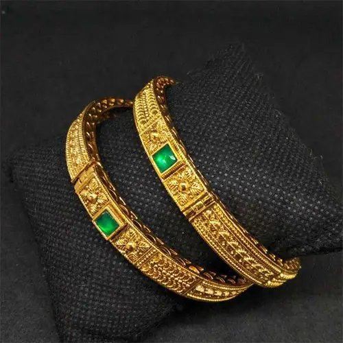 Gold Bangles Jewellery